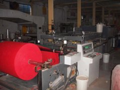 無紡布袋絲網印刷是怎么進行的